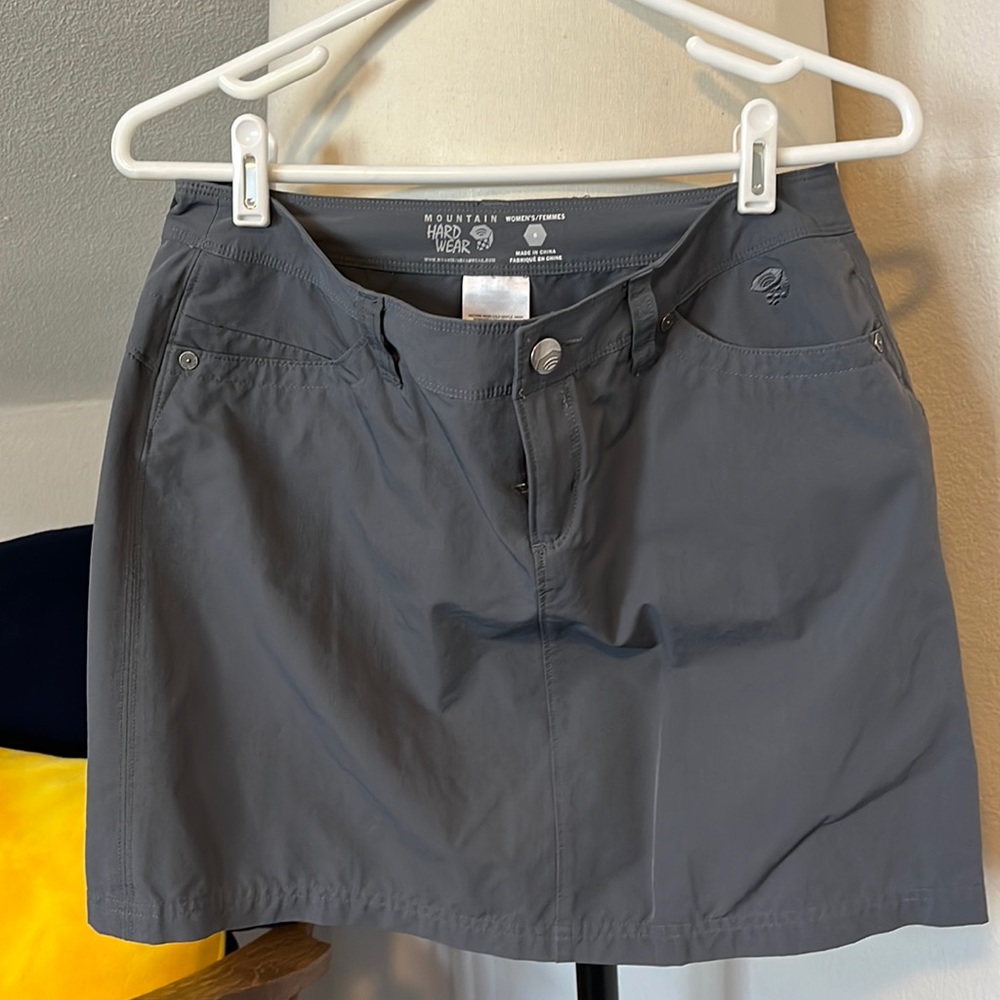 Mountain hardwear skirt